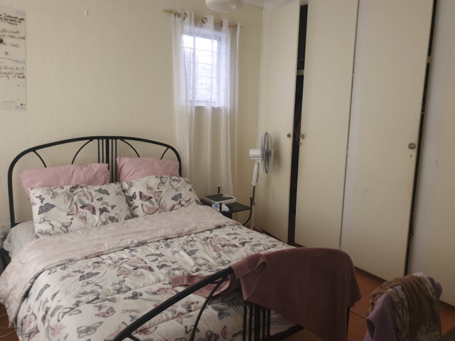 3 Bedroom Property for Sale in Wilro Park Gauteng