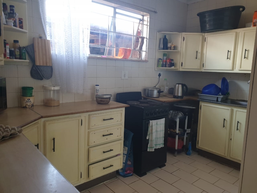 3 Bedroom Property for Sale in Wilro Park Gauteng
