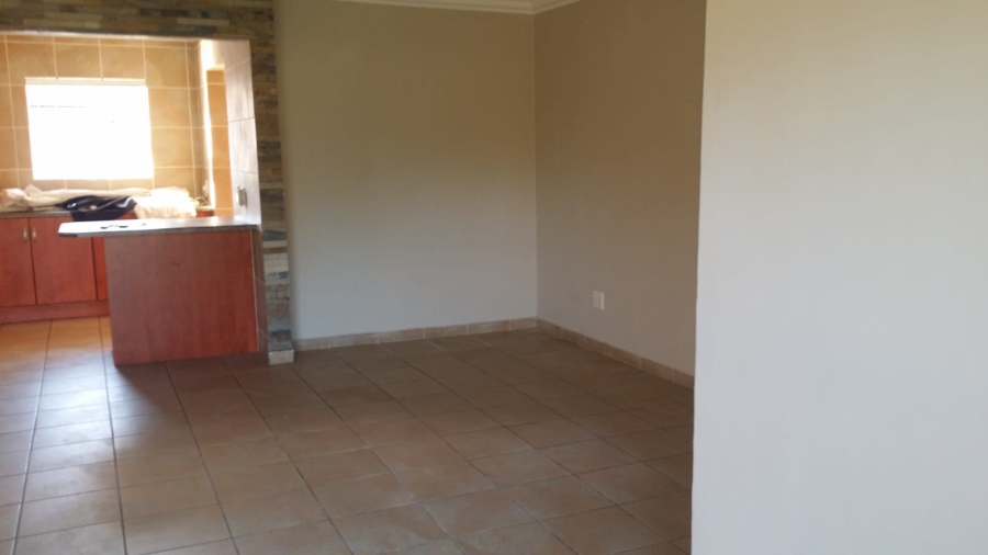 To Let 3 Bedroom Property for Rent in Willowbrook Gauteng