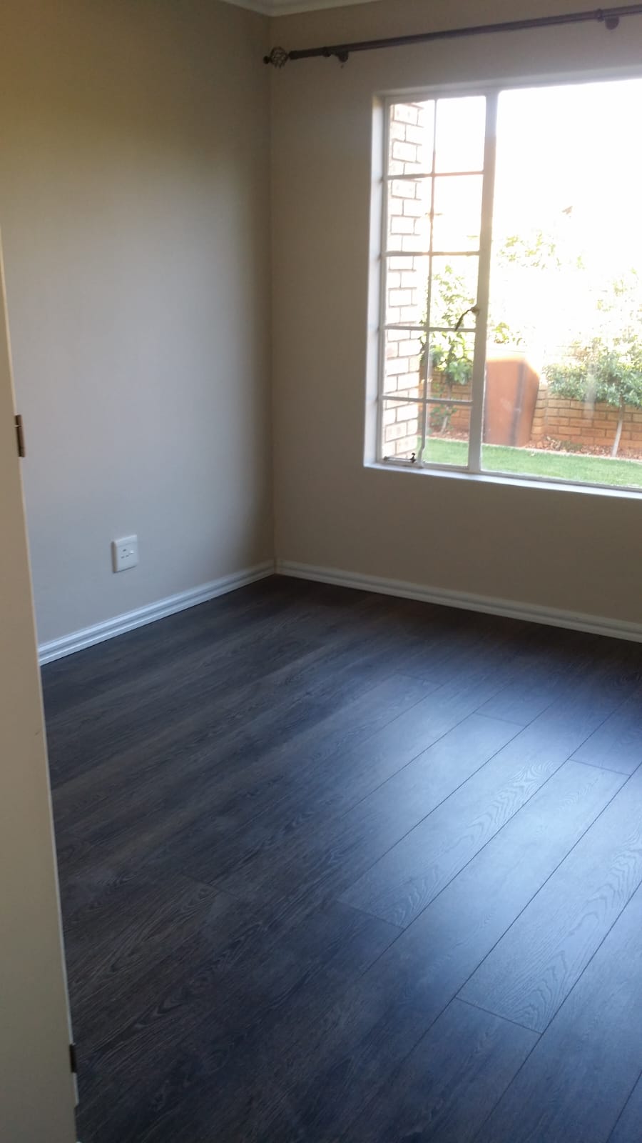 To Let 3 Bedroom Property for Rent in Willowbrook Gauteng