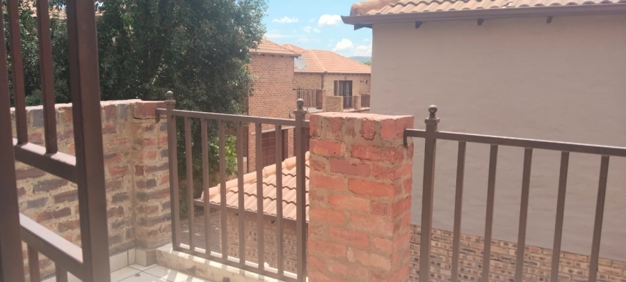 To Let 2 Bedroom Property for Rent in Ruimsig Gauteng