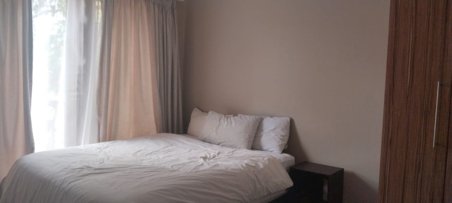 To Let 2 Bedroom Property for Rent in Ruimsig Gauteng