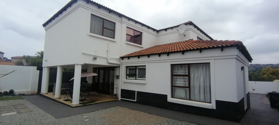 To Let 4 Bedroom Property for Rent in Rangeview Gauteng