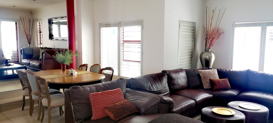 To Let 4 Bedroom Property for Rent in Rangeview Gauteng