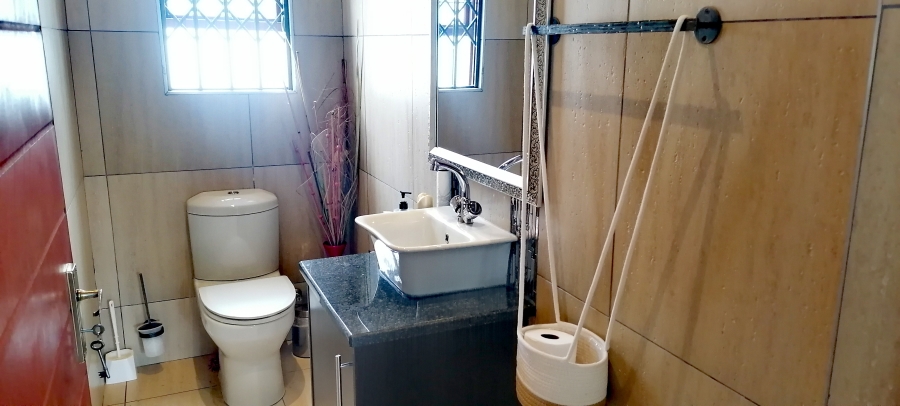 To Let 4 Bedroom Property for Rent in Rangeview Gauteng