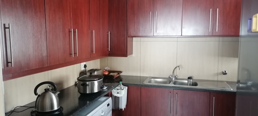 To Let 4 Bedroom Property for Rent in Rangeview Gauteng