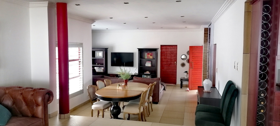 To Let 4 Bedroom Property for Rent in Rangeview Gauteng