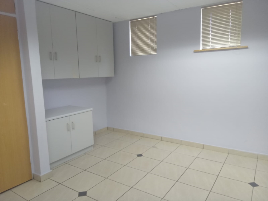 To Let 3 Bedroom Property for Rent in Parkwood Gauteng