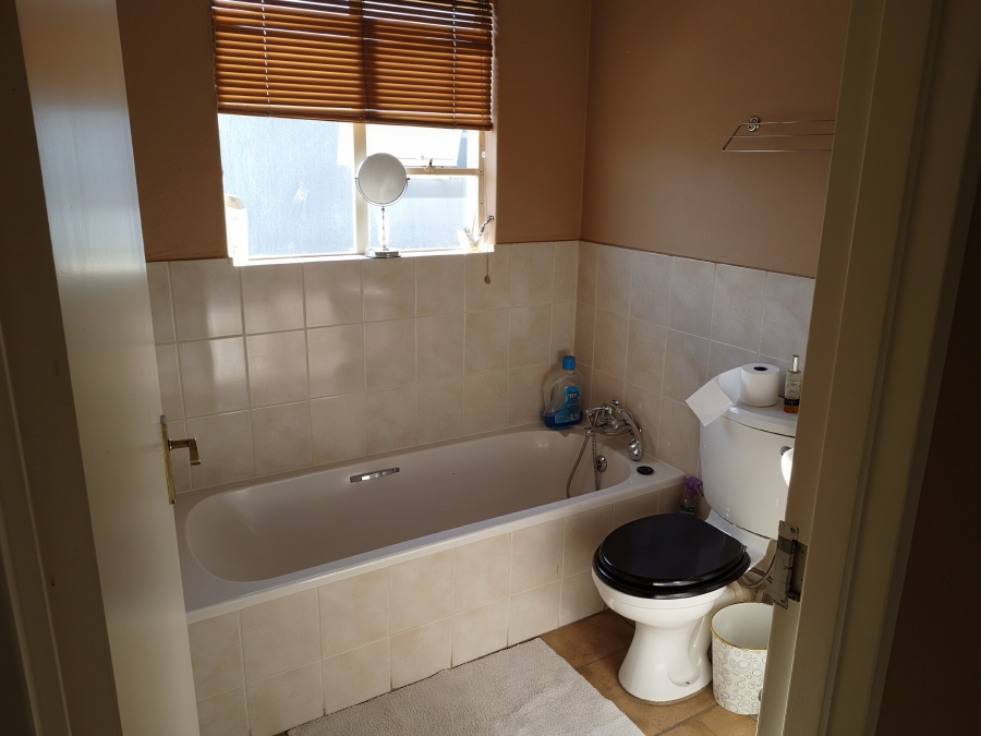 2 Bedroom Property for Sale in Northcliff Gauteng