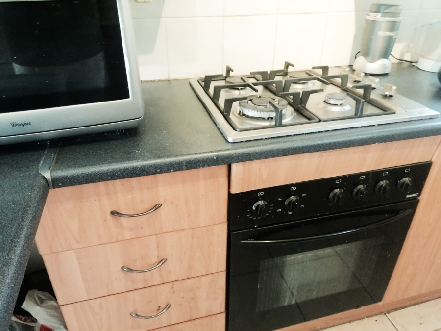 To Let 2 Bedroom Property for Rent in Honeydew Manor Gauteng