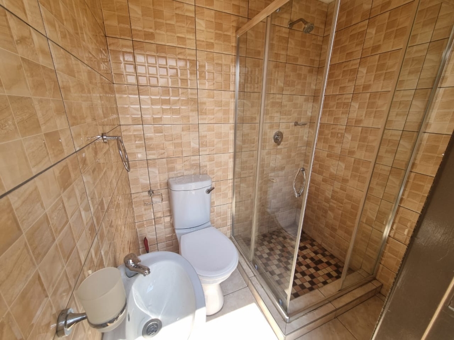 3 Bedroom Property for Sale in Bram Fischerville Gauteng