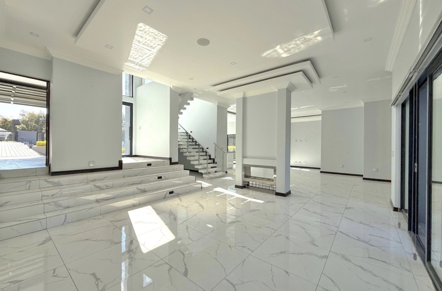 5 Bedroom Property for Sale in Steyn City Gauteng