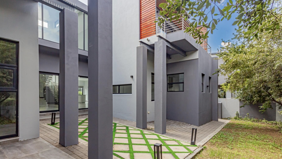 5 Bedroom Property for Sale in Steyn City Gauteng