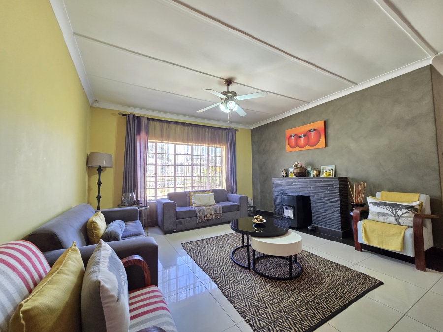 3 Bedroom Property for Sale in Chrisville Gauteng