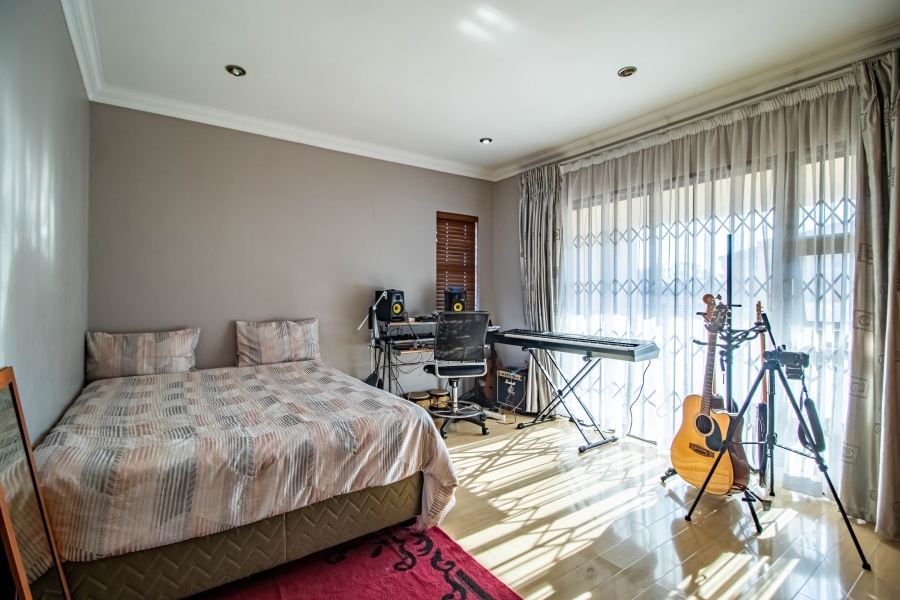 4 Bedroom Property for Sale in Liefde en Vrede Gauteng