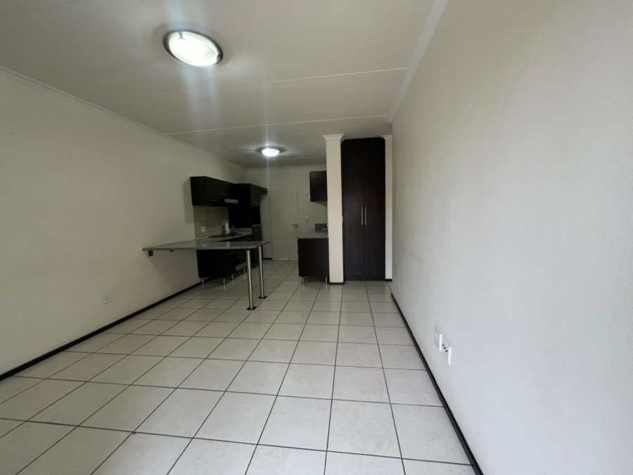 3 Bedroom Property for Sale in Oakdene Gauteng