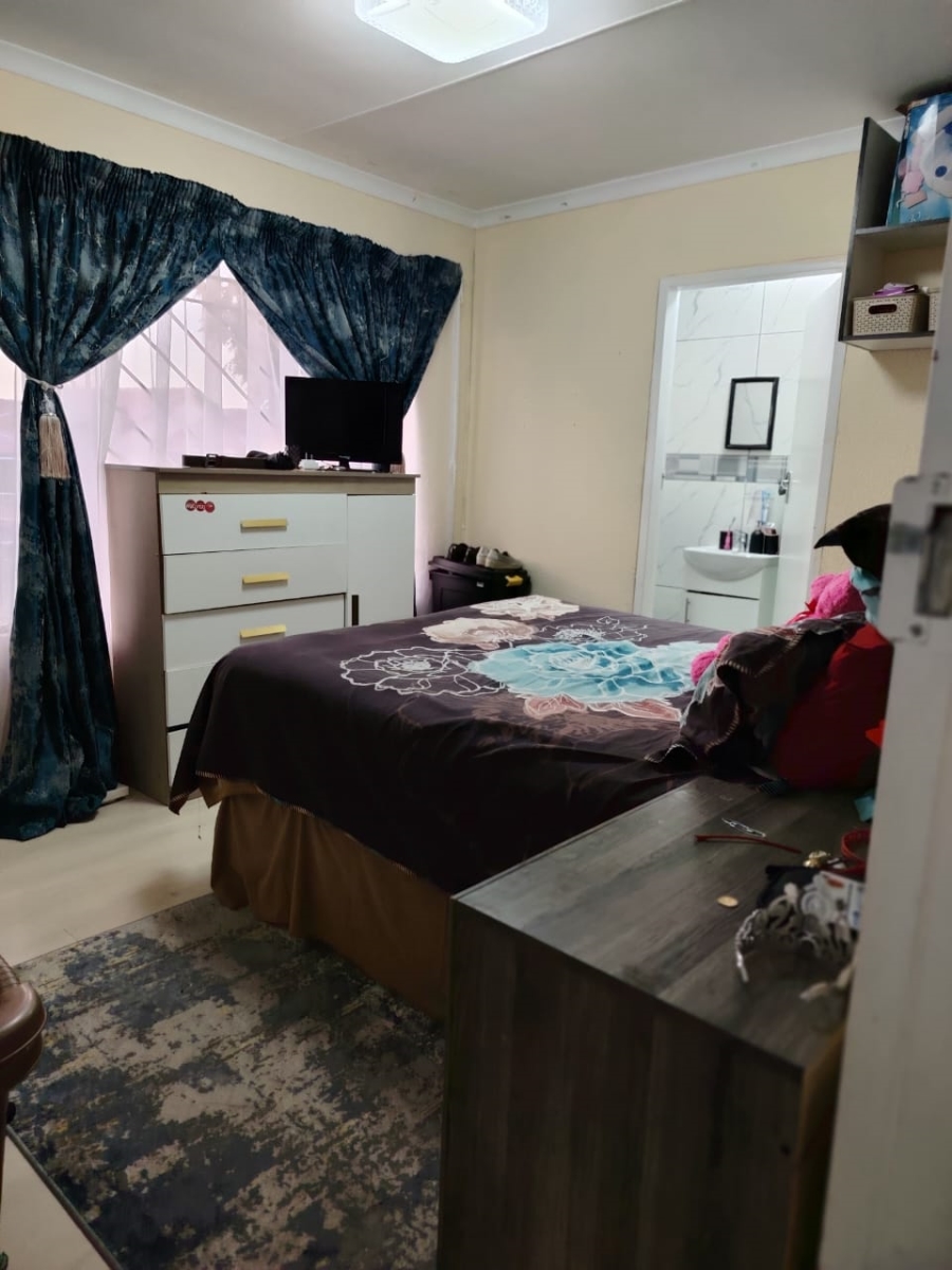 3 Bedroom Property for Sale in Ormonde Gauteng