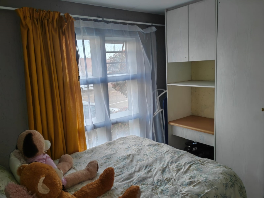 3 Bedroom Property for Sale in Mondeor Gauteng