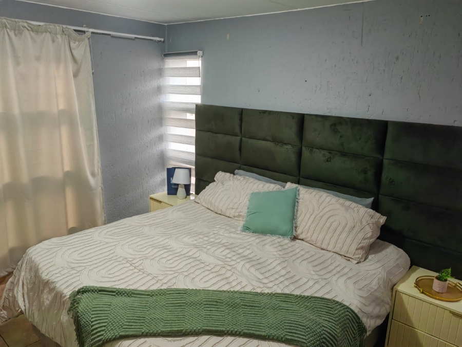 3 Bedroom Property for Sale in Mondeor Gauteng