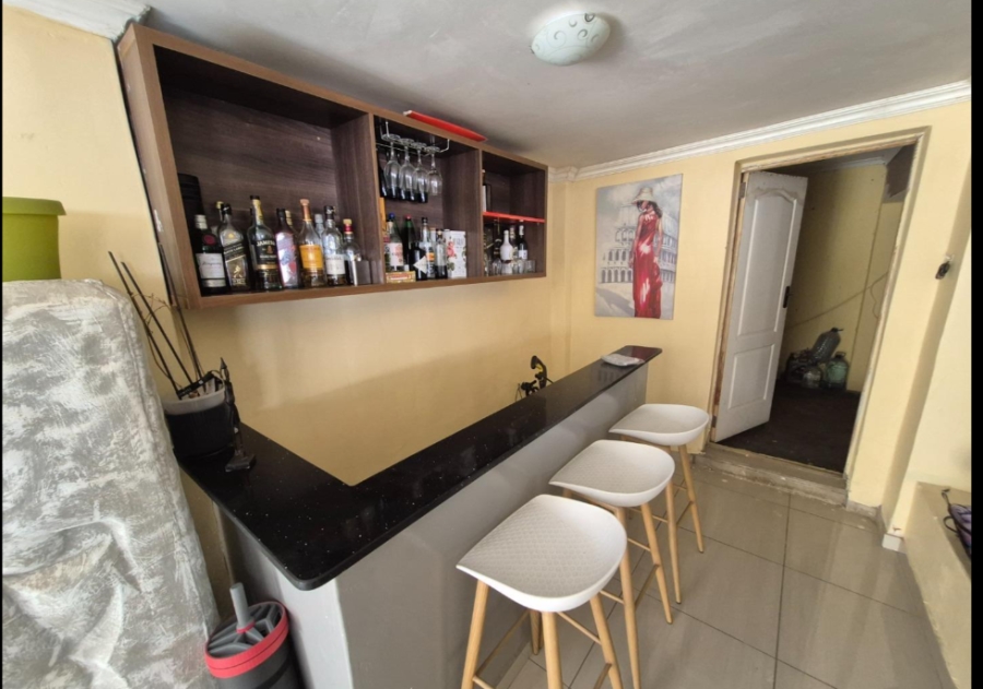 4 Bedroom Property for Sale in Mulbarton Gauteng