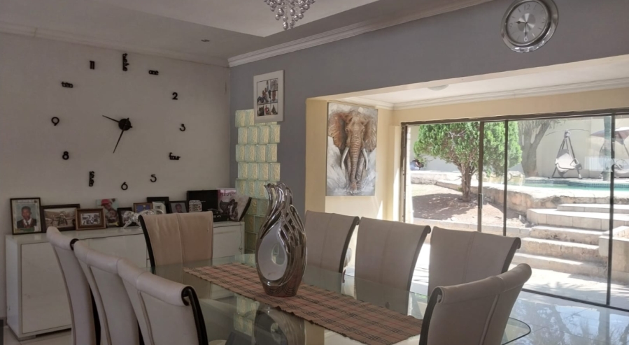 4 Bedroom Property for Sale in Mulbarton Gauteng