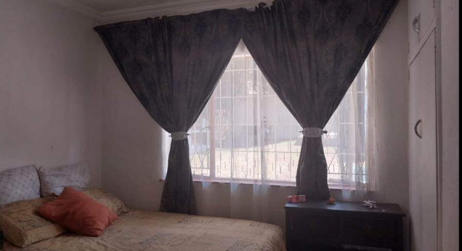 4 Bedroom Property for Sale in Mulbarton Gauteng