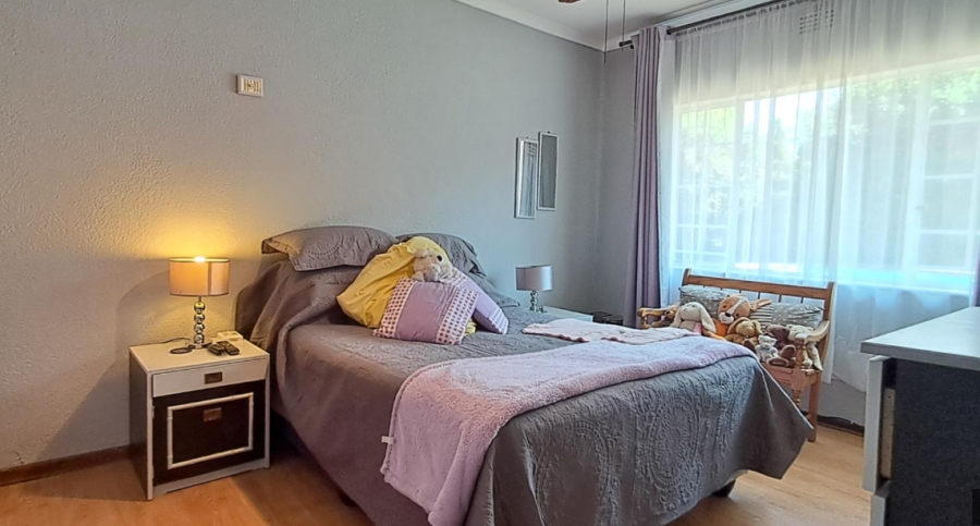 3 Bedroom Property for Sale in Mulbarton Gauteng