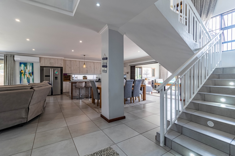 4 Bedroom Property for Sale in South Crest Gauteng