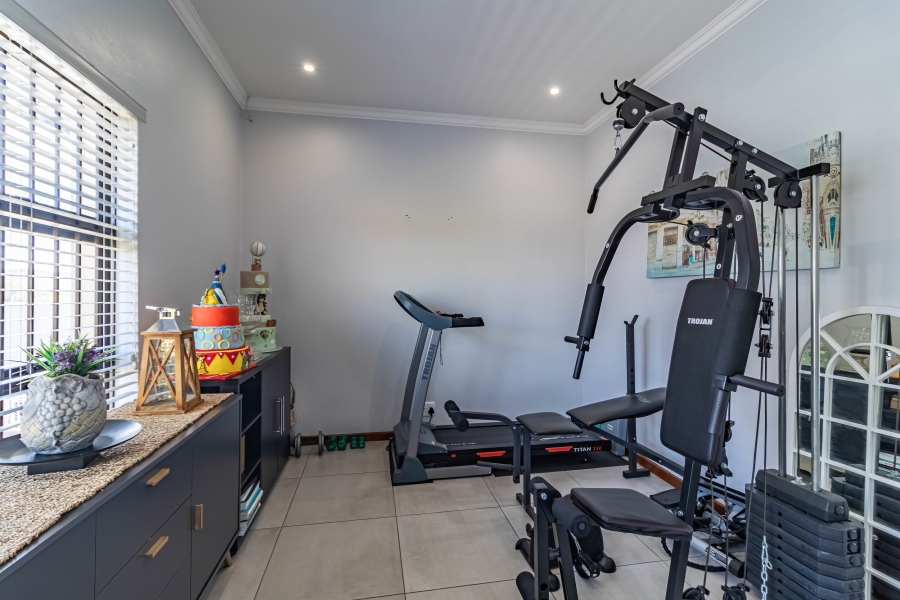 4 Bedroom Property for Sale in South Crest Gauteng