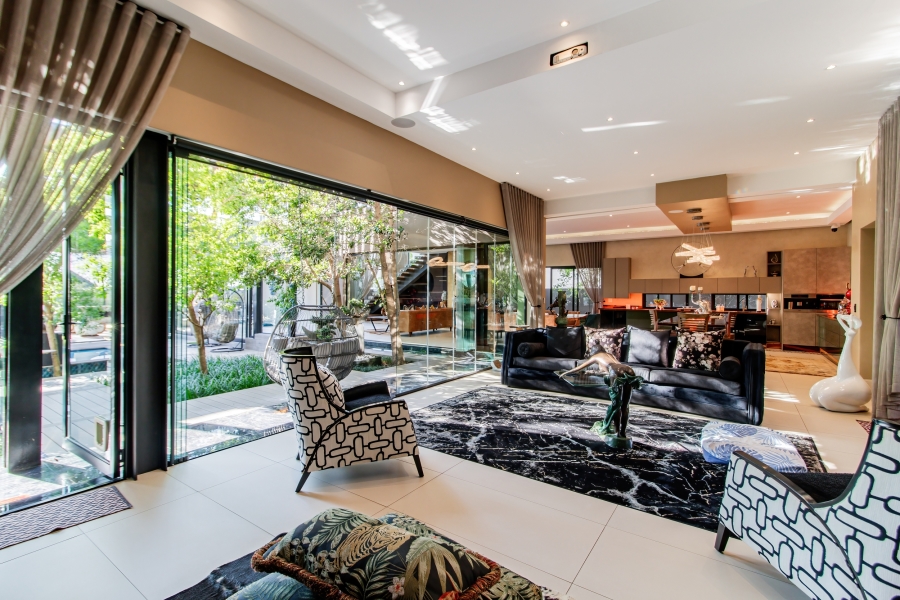 6 Bedroom Property for Sale in Steyn City Gauteng