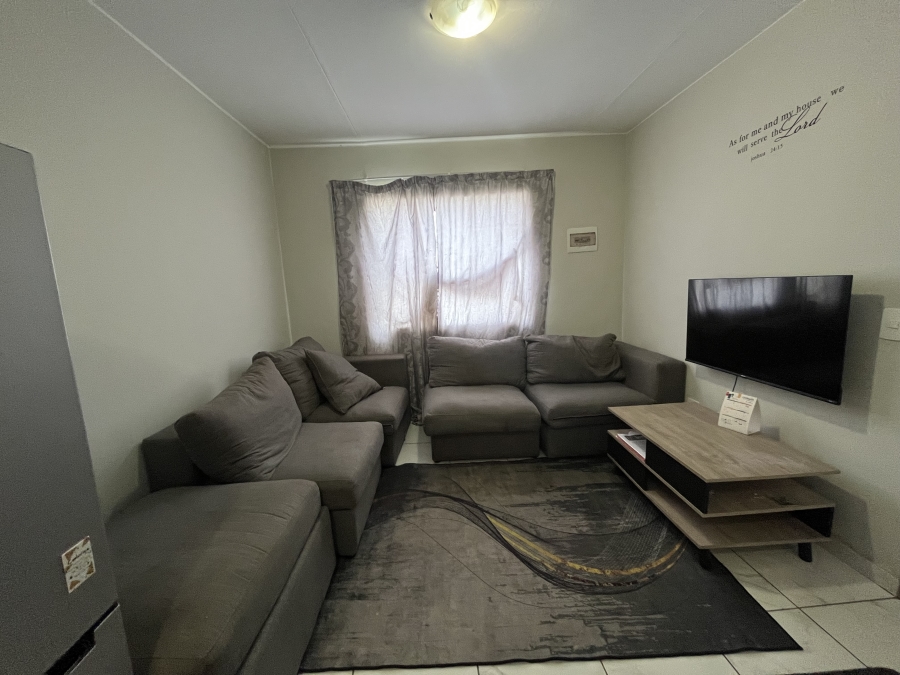 2 Bedroom Property for Sale in South Hills Gauteng