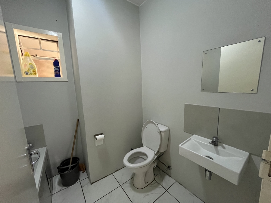 2 Bedroom Property for Sale in South Hills Gauteng