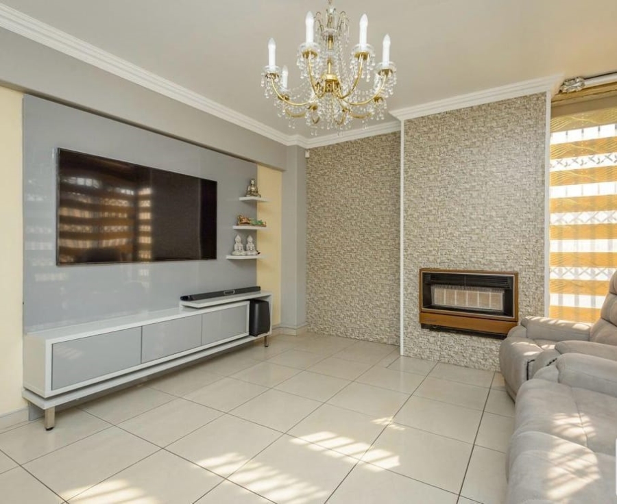 4 Bedroom Property for Sale in Lenasia Gauteng