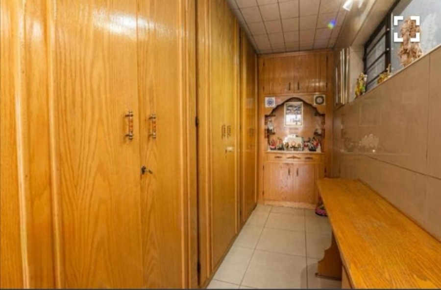 4 Bedroom Property for Sale in Lenasia Gauteng