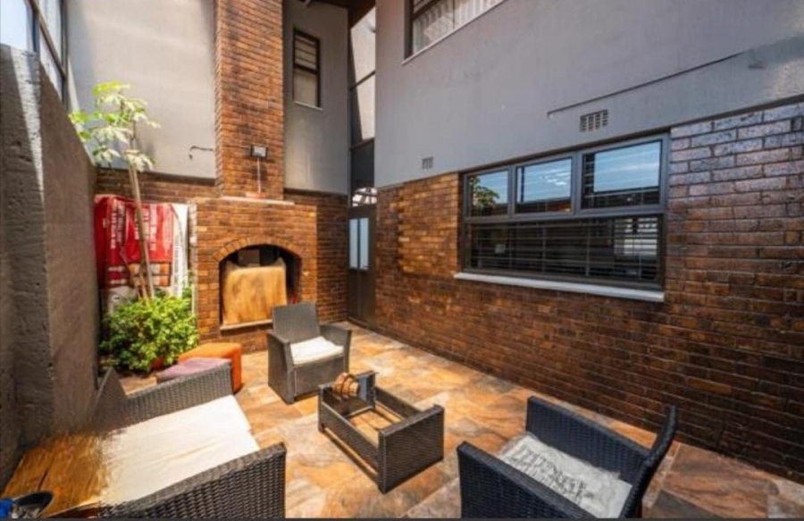 4 Bedroom Property for Sale in Lenasia Gauteng