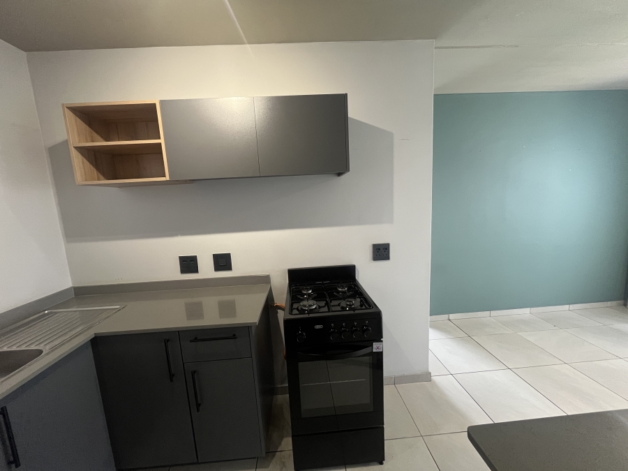 2 Bedroom Property for Sale in South Hills Gauteng