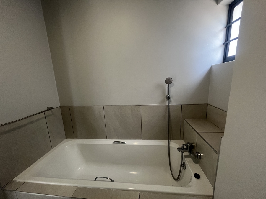 2 Bedroom Property for Sale in South Hills Gauteng