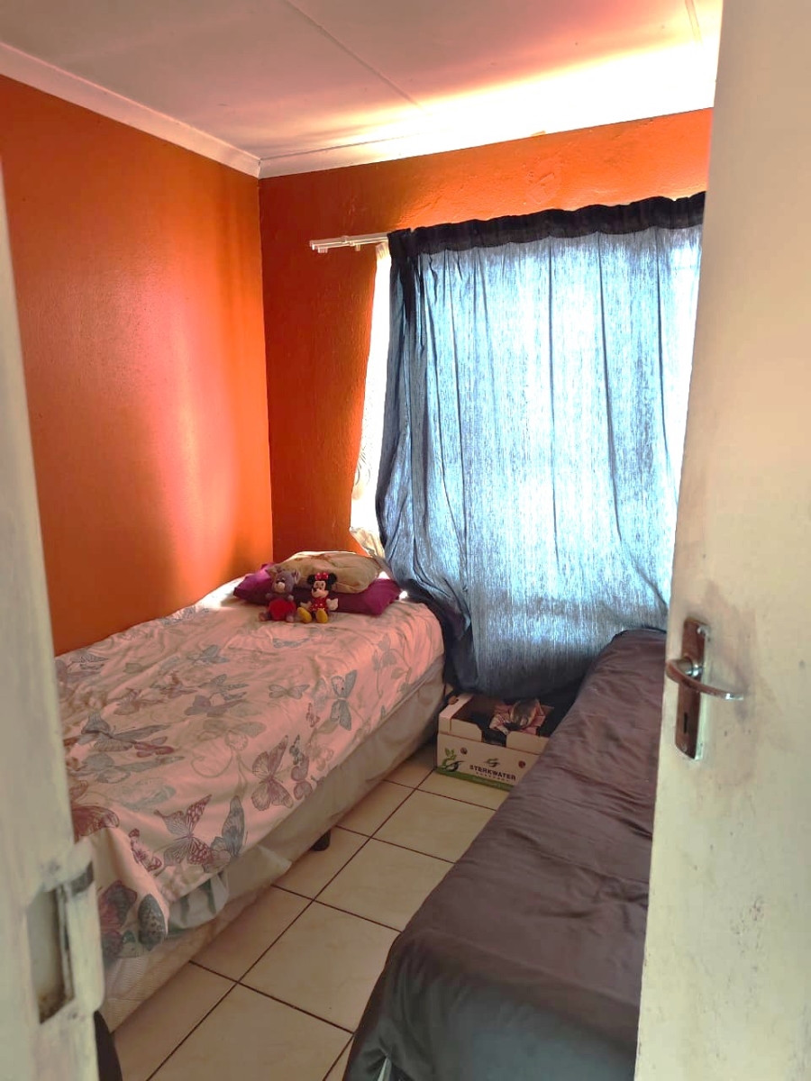 3 Bedroom Property for Sale in Clayville Gauteng