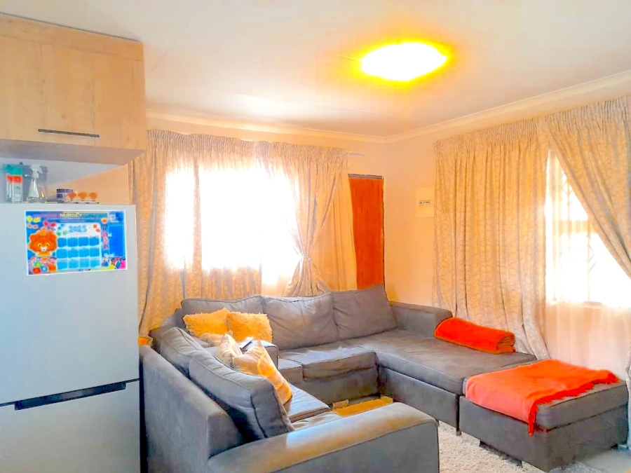 3 Bedroom Property for Sale in Dawn Park Gauteng