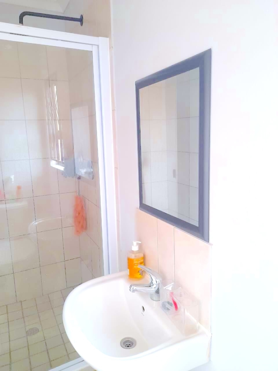 3 Bedroom Property for Sale in Dawn Park Gauteng