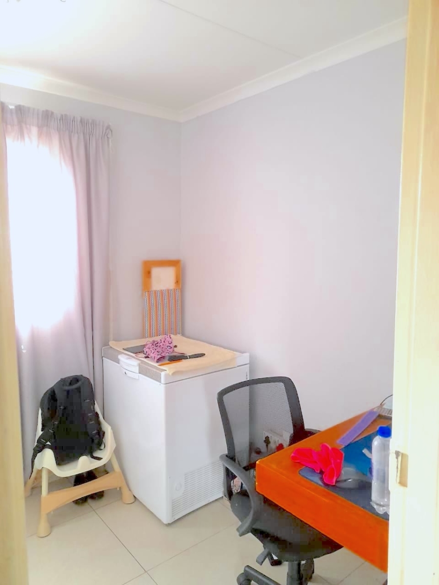 3 Bedroom Property for Sale in Dawn Park Gauteng