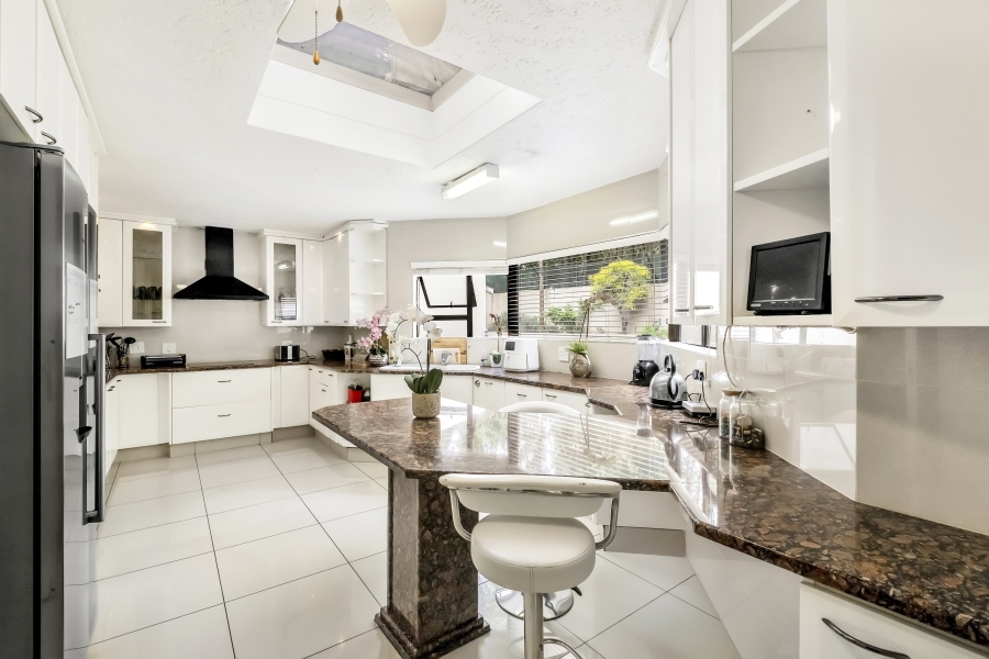 4 Bedroom Property for Sale in Bryanston Gauteng