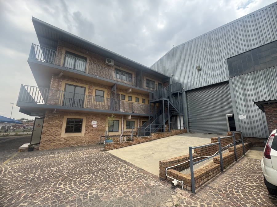 To Let commercial Property for Rent in Airport Park Gauteng