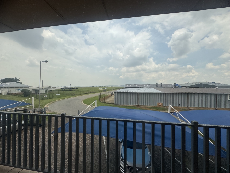 To Let commercial Property for Rent in Airport Park Gauteng