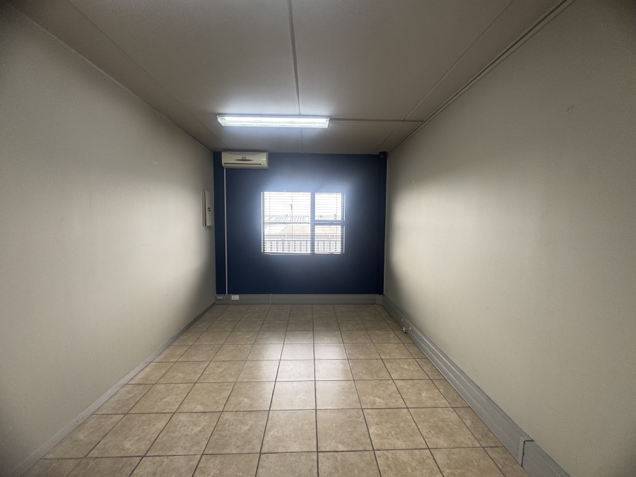 To Let commercial Property for Rent in Airport Park Gauteng