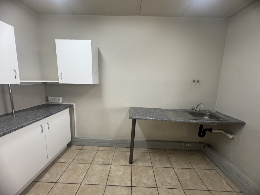 To Let commercial Property for Rent in Airport Park Gauteng