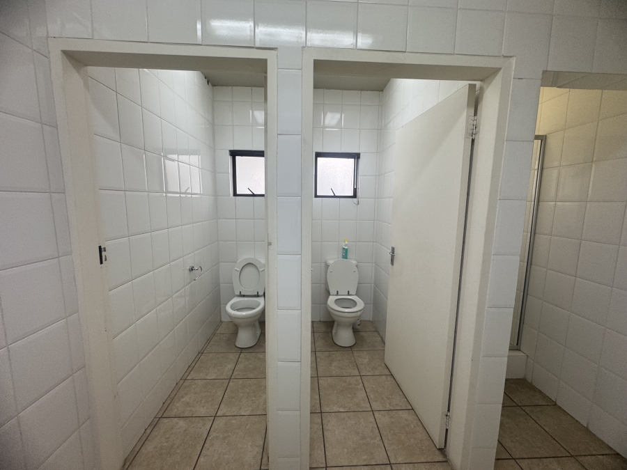 To Let commercial Property for Rent in Airport Park Gauteng