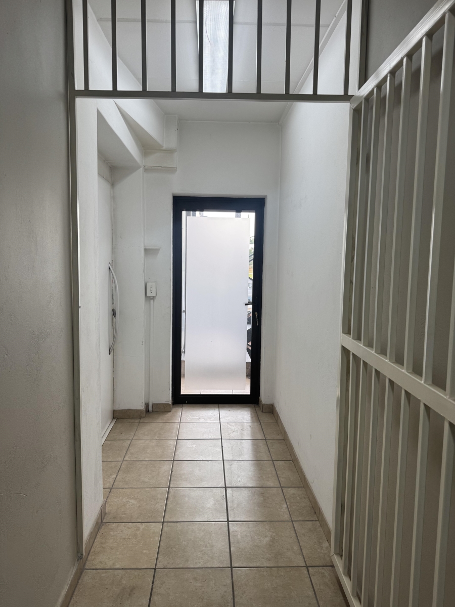 To Let commercial Property for Rent in Airport Park Gauteng