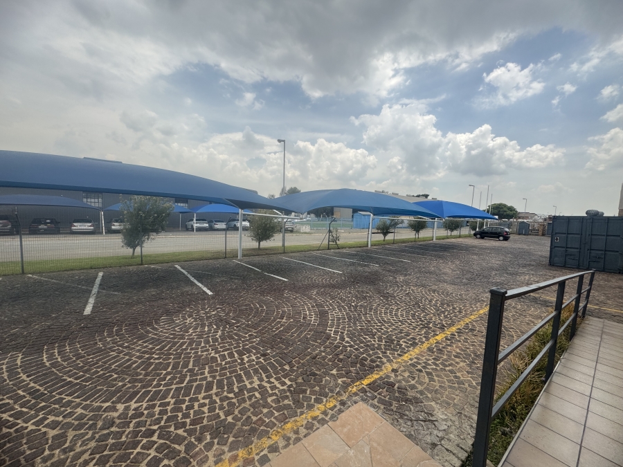 To Let commercial Property for Rent in Airport Park Gauteng