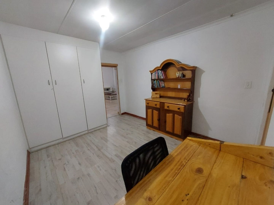 To Let 2 Bedroom Property for Rent in Elspark Gauteng